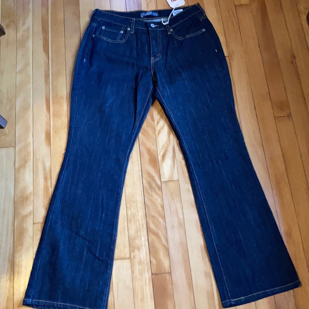 Levi’s vtg nwt 515 boot cut jeans size 8
